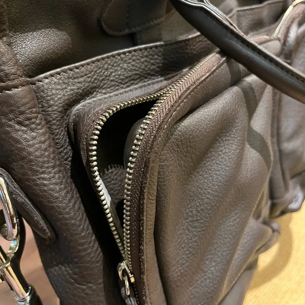 New unused Peter Millar Dark Brown Pebbled Leather Briefcase & Removable Strap.